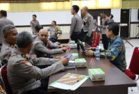 Foto : Kegiatan evaluasi terhadap kendaraan dinas operasional fungsi Sat Samapta dan Sat Binmas di Polresta Pontianak