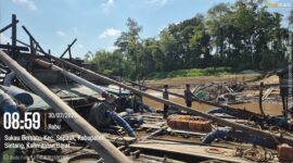 Foto : Polres Sintang gelar patroli serta himbauan kepada para pekerja