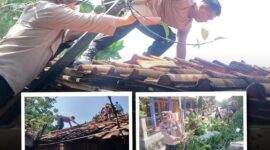Foto : Polsek Kebonagung Bantu Warga yang Terdampak Hujan dan Angin Kencang