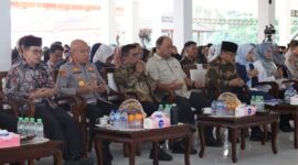 Foto : Kapolda Banten menghadiri acara Launching dan Peresmian Satuan Pelayanan Pemenuhan Gizi yang digelar di Pondok Pesantren Bai Mahdi Sholeh Ma'amun, Jl. Palka Desa Sindangheula, Kecamatan Pabuaran