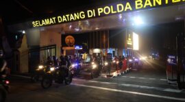 Foto : Polda Banten bersama TNI, dan Satpol PP menggelar patroli skala besar di wilayah hukum Polda Banten
