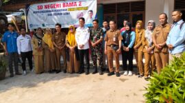 Foto : SDN Negeri Bama 2 mengadakan kegiatan pembagian makanan bergizi gratis kepada para siswa-siswi