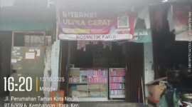 Foto : Toko kosmetik di Jalan Perumahan Taman Kota Nomor 36, RT 06/RW 06, Kecamatan Kembangan, Jakarta Barat